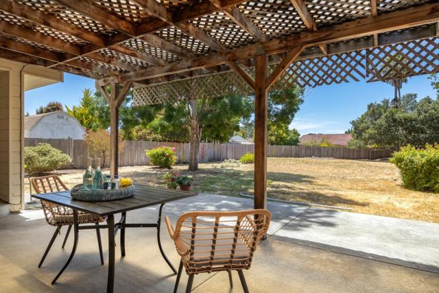411 Alta Vista Dr, Santa Cruz CA: https://media.crmls.org/mediaz/e5960bfe-19c8-4fc8-934d-8098921e965e.jpg
