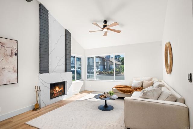 Detail Gallery Image 6 of 34 For 9036 Mesa Woods Ave, San Diego,  CA 92126 - 3 Beds | 2 Baths