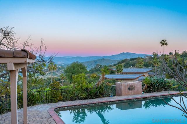 Image 71 of 74 For 2756 Mountain View