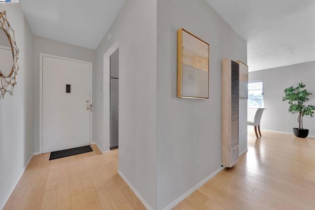 415 Cornell Ave, Albany CA: https://media.crmls.org/mediaz/e59a135a-f22e-4558-9f4a-46f7f1134b90.jpg