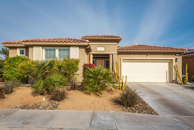 Image 2 of 43 For 1850 Savanna Way