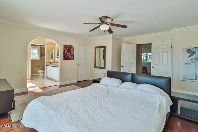 1117 Woodridge Avenue, Thousand Oaks CA: https://media.crmls.org/mediaz/e59a67b3-a886-4d6a-a5ca-bfb86734aec6.jpg