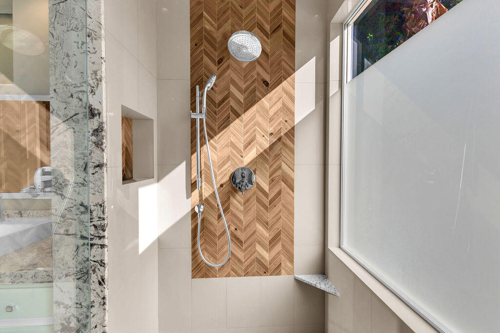 MLS #219138315DA image #32