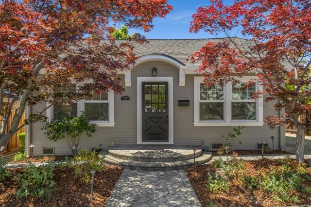 129 Olive Street, Los Gatos CA: https://media.crmls.org/mediaz/e59accb8-f871-410d-b58d-f36915f09e9a.jpg