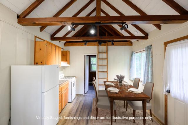 214 Teilh Drive, Boulder Creek CA: https://media.crmls.org/mediaz/e59b878e-5a75-4141-b2ea-3deba6a606bf.jpg