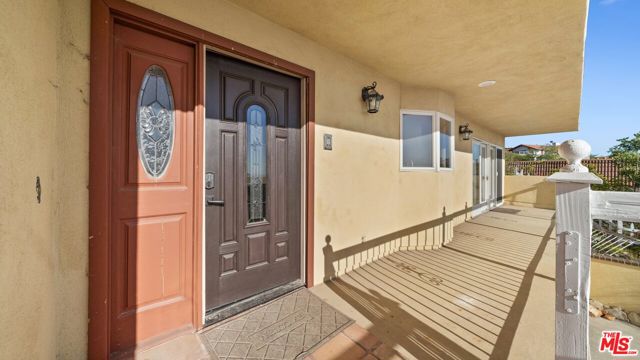 6461 Chartres Drive, Rancho Palos Verdes, California 90275, 4 Bedrooms Bedrooms, ,4 BathroomsBathrooms,Residential,For Sale,Chartres,25489123