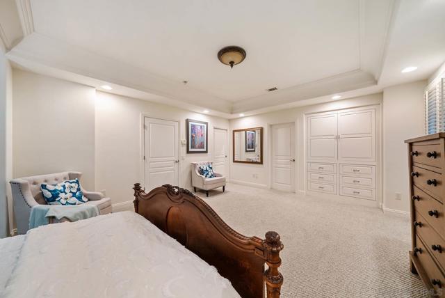 7102 Via Mariposa Norte, Bonsall CA: https://media.crmls.org/mediaz/e59c9283-ddab-4dc4-8e3c-f83e108063eb.jpg