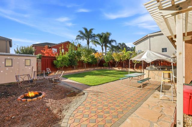 946 Martiri Court, Gilroy CA: https://media.crmls.org/mediaz/e59ca9b7-d502-404a-b540-28270d8ecd51.jpg