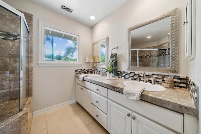 Image 24 of 41 For 753 Jacquelene Ct