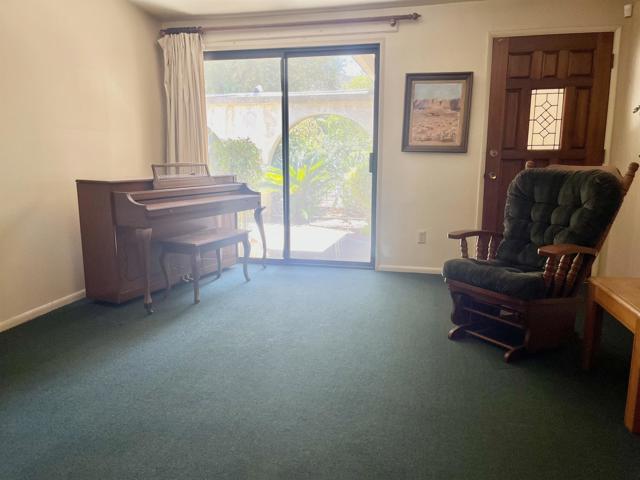 1642 W 27th Street, San Bernardino CA: https://media.crmls.org/mediaz/e59d1ee6-ad22-41e7-95ea-a00397755119.jpg