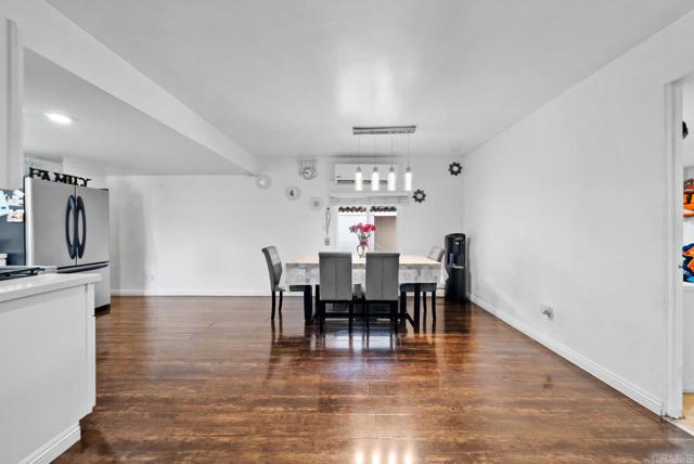 Detail Gallery Image 11 of 26 For 255 E Bradley Ave Spc 35,  El Cajon,  CA 92021 - 3 Beds | 1/1 Baths