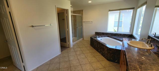 Detail Gallery Image 31 of 32 For 822 Belleza Dr, Oxnard,  CA 93030 - 5 Beds | 4/1 Baths