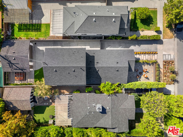 3326 La Clede Avenue, Los Angeles CA: https://media.crmls.org/mediaz/e59e14a4-fede-4aec-a40c-af9725fe1964.jpg