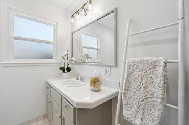 1050 Boranda Avenue, Mountain View CA: https://media.crmls.org/mediaz/e59e2b64-a7fc-416b-af82-479fea5a2b7f.jpg