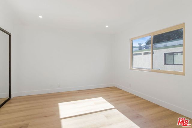 7550 Zombar Avenue, Van Nuys CA: https://media.crmls.org/mediaz/e59ebb8f-d1a9-4ae2-adf3-0d3b9cde64eb.jpg
