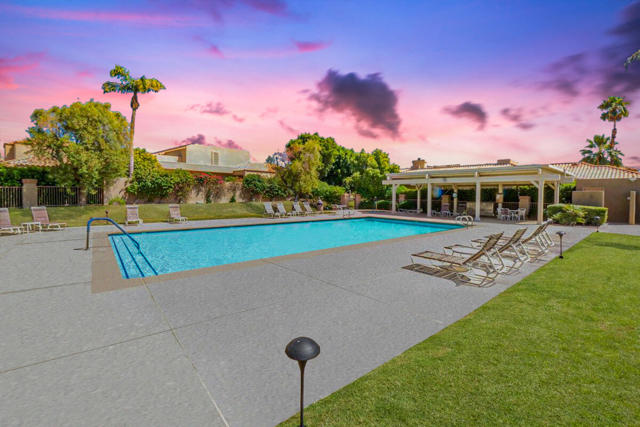 23 Pine Valley Drive, Rancho Mirage CA: https://media.crmls.org/mediaz/e59f2962-43a0-4551-831a-a276de0e3ca9.jpg