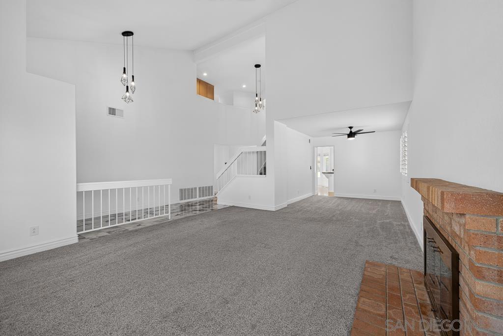 13887 Carriage Rd - photo 9