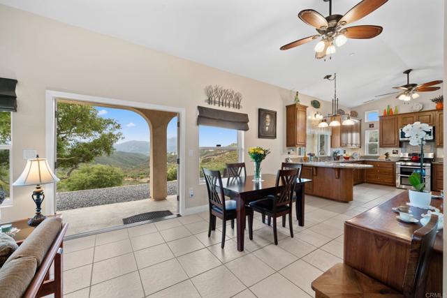 2389 Eric Road, Fallbrook CA: https://media.crmls.org/mediaz/e5a0d9ba-e225-4b59-acdd-42e7052e09cf.jpg
