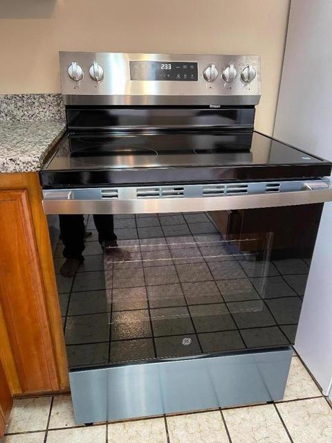 8063 Park Villa Circle, Cupertino CA: https://media.crmls.org/mediaz/e5a14ea6-1cc4-4805-8ce8-64bf23fbeaa9.jpg