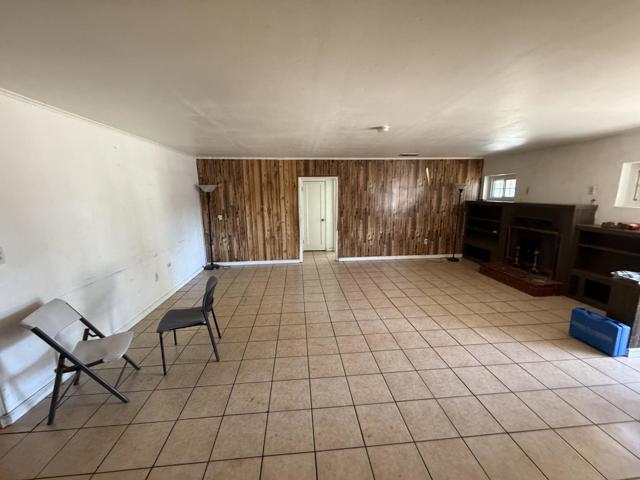 1125 Garden Street, East Palo Alto CA: https://media.crmls.org/mediaz/e5a26fde-0e6b-45ca-8d87-0a0c6f21d157.jpg
