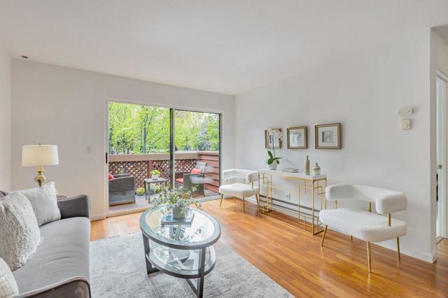 Image 4 of 43 For 1114 Yarwood Court