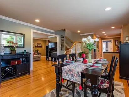 647 N 2nd Street, San Jose CA: https://media.crmls.org/mediaz/e5a4a2b0-62e7-4937-8b5f-627a0da0a94e.jpg