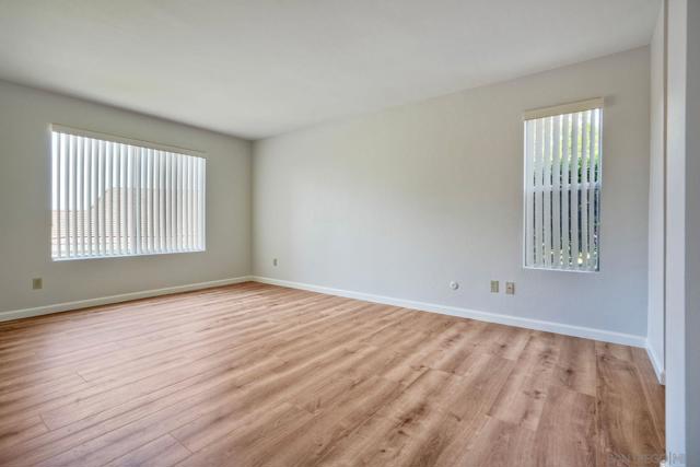 17438 Plaza Otonal, San Diego CA: https://media.crmls.org/mediaz/e5a5aa14-9f3c-44c0-85e1-d0437dae6e58.jpg