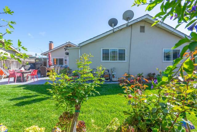 1797 W Campbell Avenue, Campbell CA: https://media.crmls.org/mediaz/e5a85a06-8bea-4fd0-ab91-f6a35d9ff4f5.jpg
