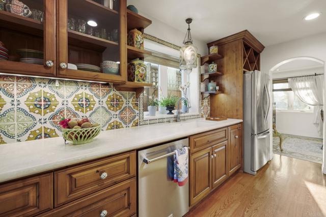 Detail Gallery Image 10 of 41 For 4661 50th St, San Diego,  CA 92115 - 3 Beds | 2 Baths