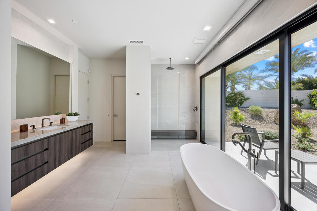 MLS #219135136DA image #32