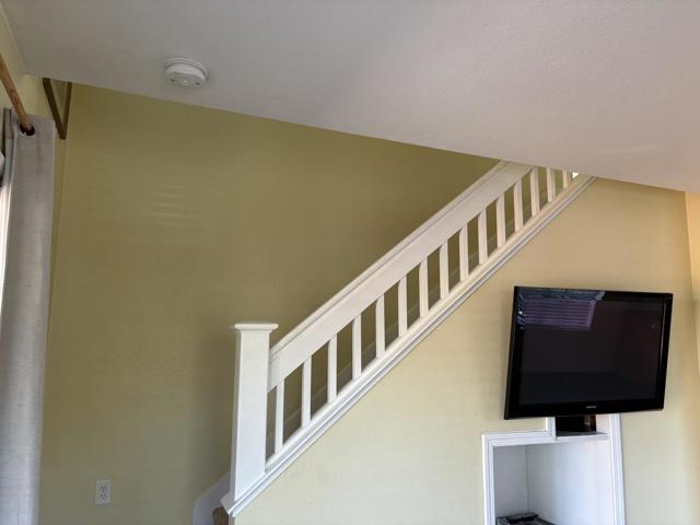 1605 HERMOCILLA Way, San Jose CA: https://media.crmls.org/mediaz/e5a8f113-bf94-471c-b467-dfbd48cb9947.jpg