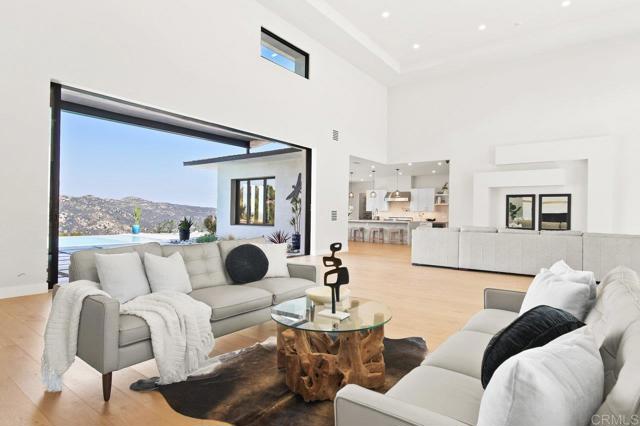 573 Lilac Ranch Rd, Alpine CA: https://media.crmls.org/mediaz/e5a98a59-d8e4-450c-8357-9f4d34b68d4f.jpg