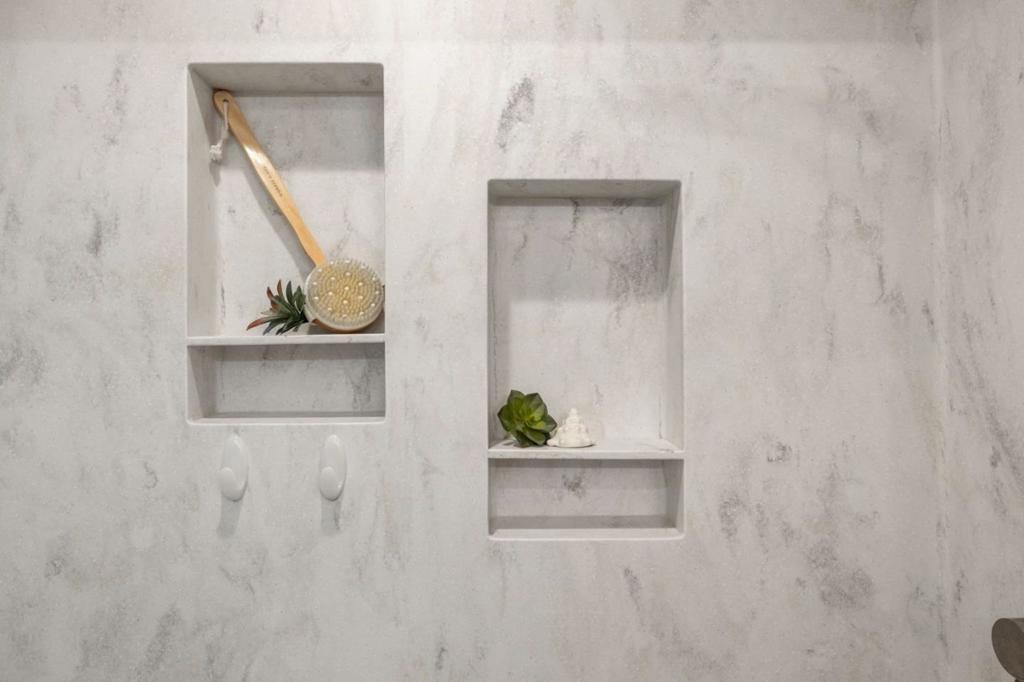 https://media.crmls.org/mediaz/e5aa5d38-11e6-47a8-94dc-17f7ccab5c49.jpg?preset=X-Large