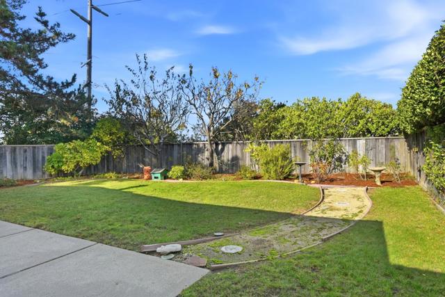 1582 Brandywine Road, San Mateo CA: https://media.crmls.org/mediaz/e5aaf53e-458c-4a27-8b4d-d2a23ea55a67.jpg