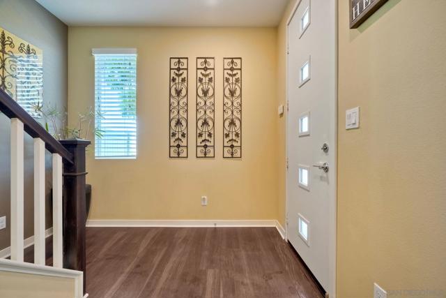 2056 Callisto Terrace, Chula Vista CA: https://media.crmls.org/mediaz/e5ab2afe-e218-4490-a158-e867f1851d18.jpg