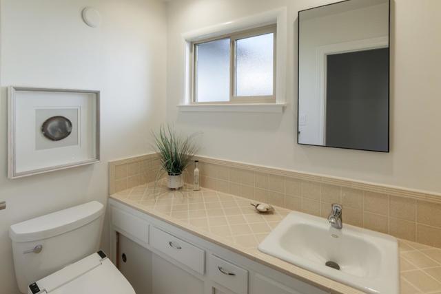 2331 Buena Vista Avenue, Belmont CA: https://media.crmls.org/mediaz/e5ab654c-8016-4b01-acb5-ab162e968f4a.jpg