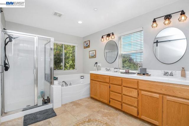 Image 19 of 28 For 2913 Haddington Ct