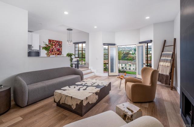 Detail Gallery Image 6 of 24 For 2630 Pirineos Way #14,  Carlsbad,  CA 92009 - 2 Beds | 2 Baths