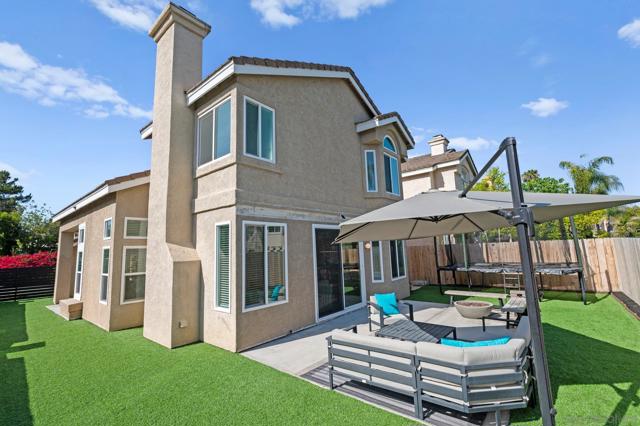 12109 Via San Loreno, San Diego CA: https://media.crmls.org/mediaz/e5ad2c21-6e9d-473a-b0fb-6bd92f7ab7a2.jpg