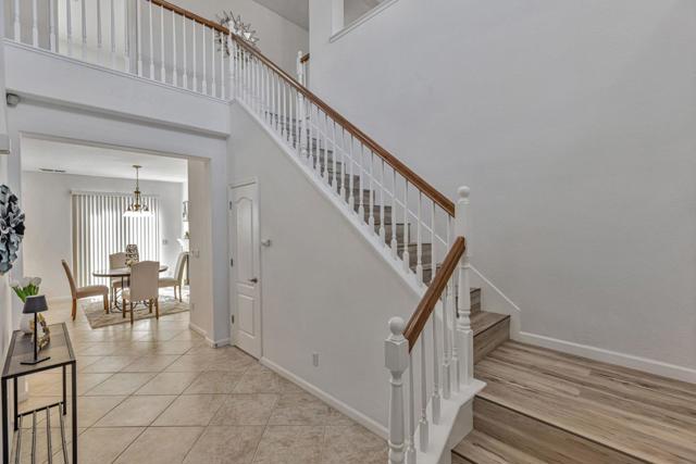 202 W Fauna Avenue, Mountain House CA: https://media.crmls.org/mediaz/e5ad636f-8cbd-44a5-8ac0-f636c524ba21.jpg