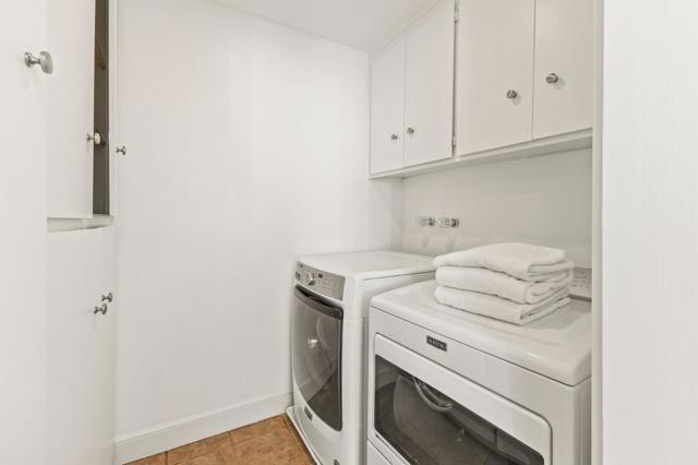 1721 Stone Pine Lane, Menlo Park CA: https://media.crmls.org/mediaz/e5adc7cb-b065-45b8-9290-d27b89bf7047.jpg