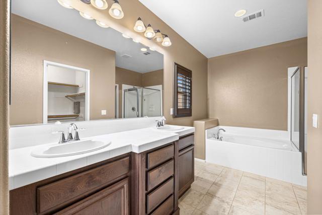 73861 Da Vinci Court, Palm Desert, CA 92211