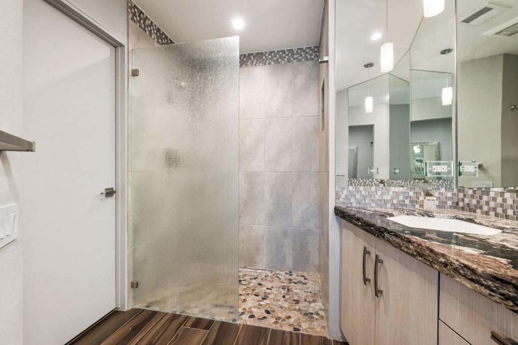 MLS #219138138DA image #16