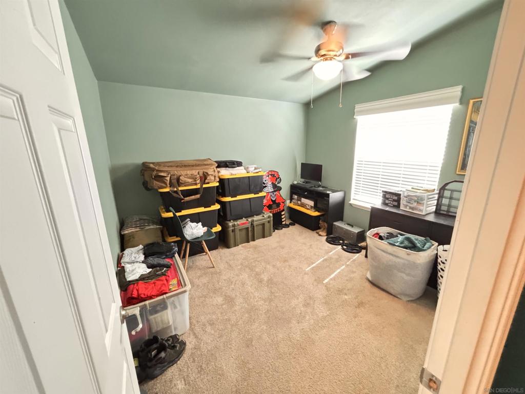 https://media.crmls.org/mediaz/e5ae1e42-915b-4e73-8048-8a726fedb6b3.jpg?preset=X-Large