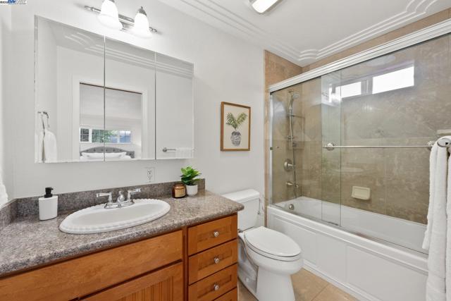 Image 15 of 29 For 4758 Mayfield Dr