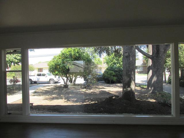 1610 Cienega Road, Hollister CA: https://media.crmls.org/mediaz/e5afe531-6a49-4afd-9f4e-b1e90783025c.jpg