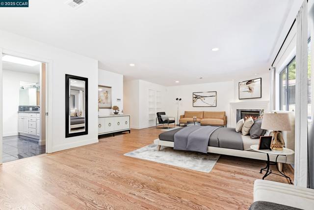 225 Rheem Blvd, Moraga CA: https://media.crmls.org/mediaz/e5b0d3b9-519b-4475-a35b-d3353a09f45a.jpg