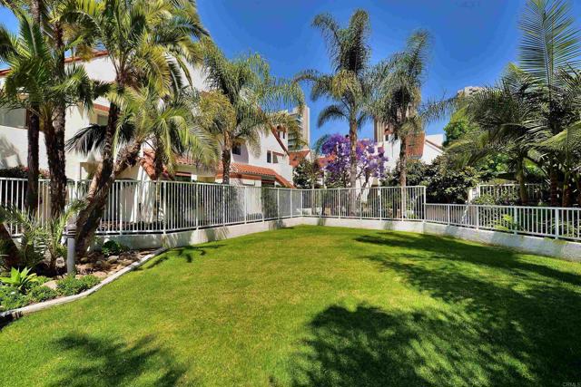 701 Kettner Boulevard, San Diego CA: https://media.crmls.org/mediaz/e5b1c16b-4e44-4290-a1fe-3faea256945b.jpg