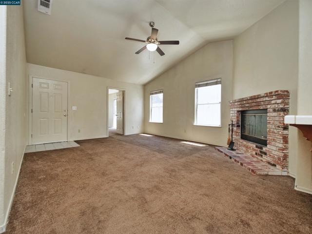4212 Dunster Drive, Salida CA: https://media.crmls.org/mediaz/e5b46748-dc38-44c3-a0e8-269246475b6a.jpg