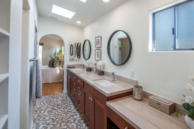 Image 17 of 24 For 23796 Moonglow Court